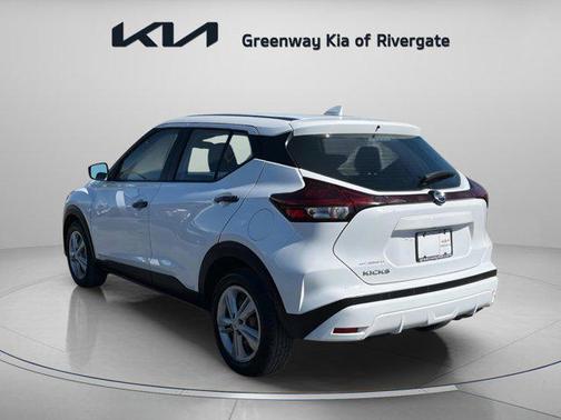 2021 Nissan Kicks S
