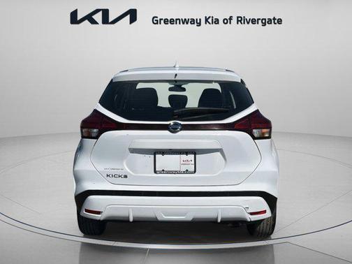 2021 Nissan Kicks S