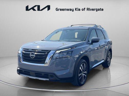 2024 Nissan Pathfinder Platinum FWD