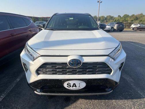 2019 Toyota RAV4 Hybrid SE