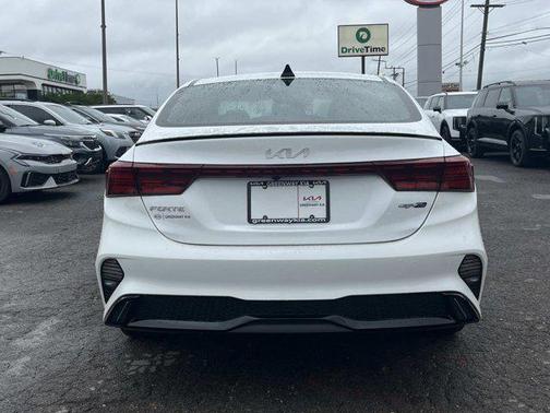 Snow White Pearl 2024 Kia Forte GT-Line