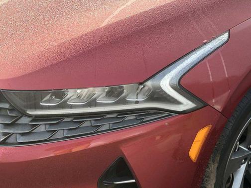 2022 Kia K5 LXS