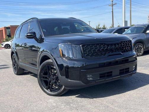 Ebony Black 2025 Kia Telluride SX X-Line