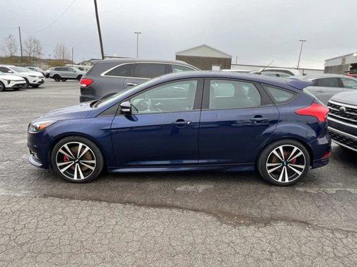 2017 Ford Focus ST Base