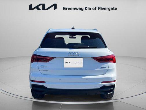 2024 Audi Q3 Premium 45 TFSI S line quattro Tiptronic