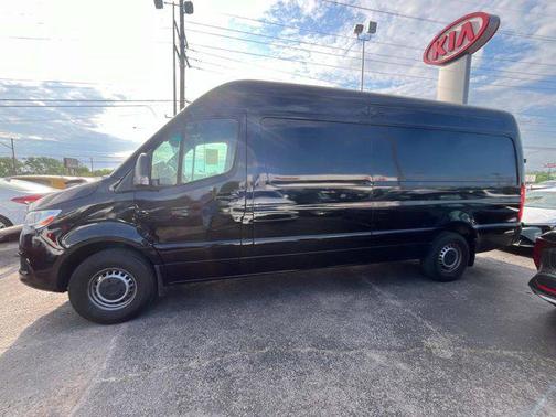 2019 Mercedes-Benz Sprinter 2500 High Roof V6