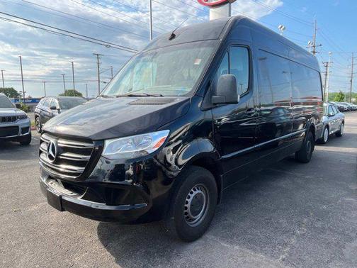 2019 Mercedes-Benz Sprinter 2500 High Roof V6