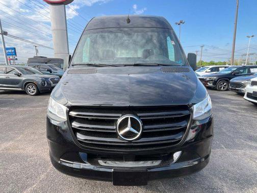 2019 Mercedes-Benz Sprinter 2500 High Roof V6