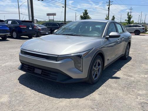 KLG/GRAY 2026 Kia K4 LXS
