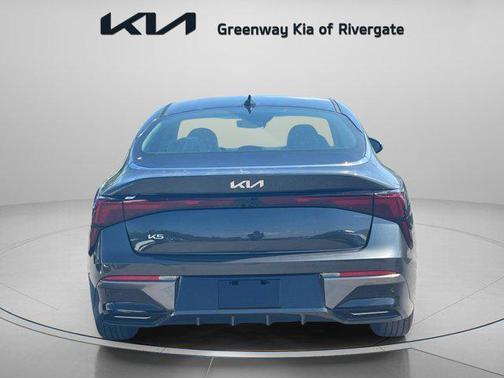 2025 Kia K5 LXS