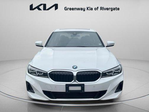 2024 BMW 330e xDrive