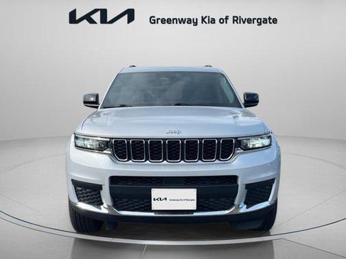 2022 Jeep Grand Cherokee L Laredo
