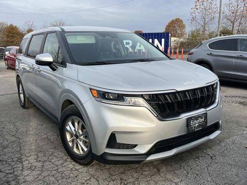 2022 Kia Carnival LXS