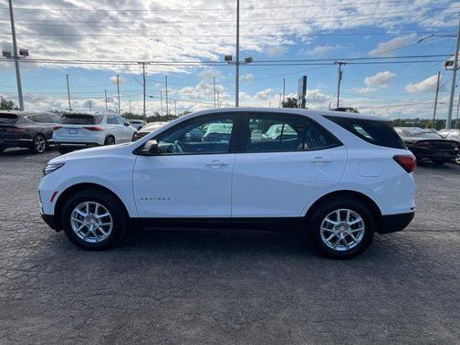 2024 Chevrolet Equinox LS