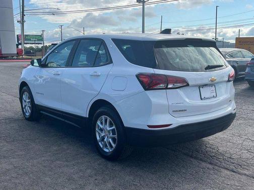 2024 Chevrolet Equinox LS
