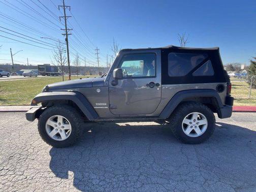 2017 Jeep Wrangler Sport