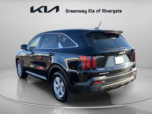 2023 Kia Sorento LX