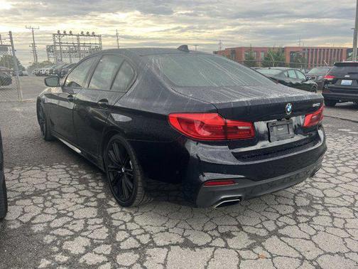 2019 BMW 540 540i