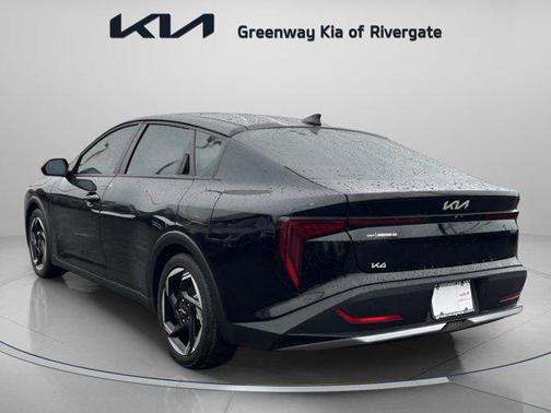 Aurora Black Pearl 2025 Kia K4 EX