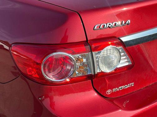 2012 Toyota Corolla LE