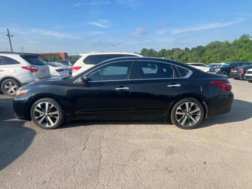 2017 Nissan Altima 2.5 SR