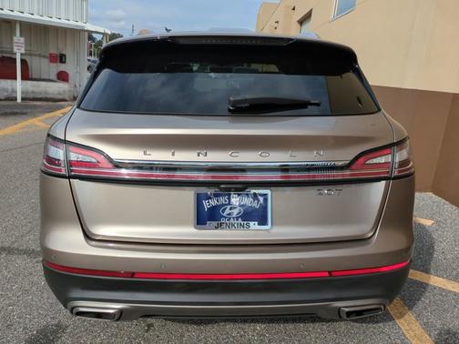 2020 Lincoln Nautilus Reserve