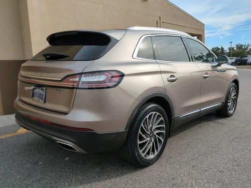 2020 Lincoln Nautilus Reserve