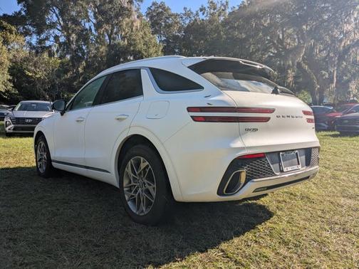 2025 Genesis GV70 2.5T