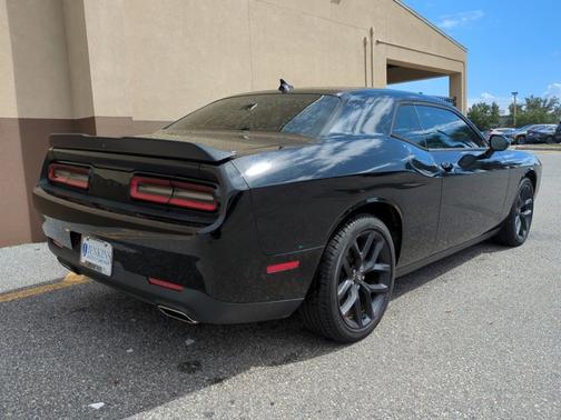 2020 Dodge Challenger SXT