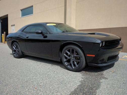 2020 Dodge Challenger SXT