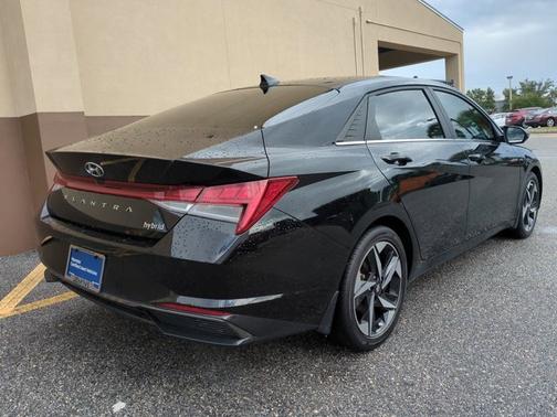 2023 Hyundai ELANTRA HEV Limited