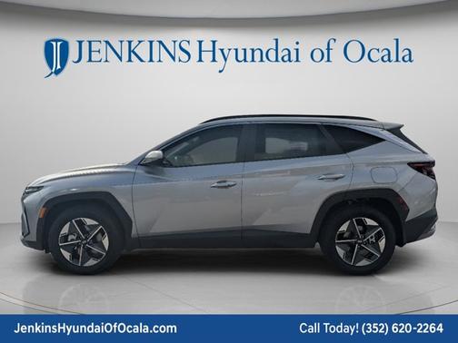 Shimmering Silver 2026 Hyundai TUCSON SEL