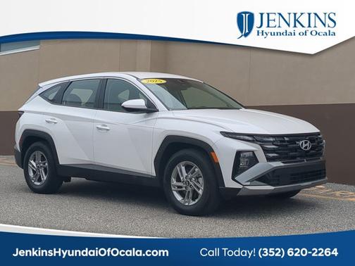 2025 Hyundai TUCSON SE