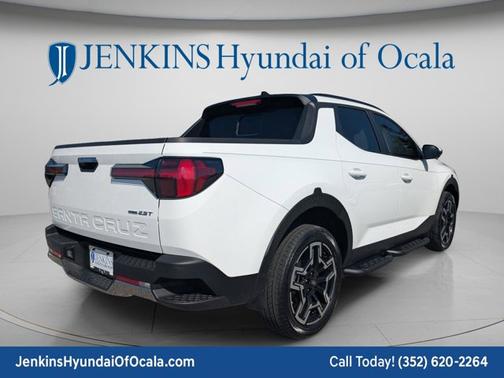 Atlas White 2026 Hyundai SANTA CRUZ Limited
