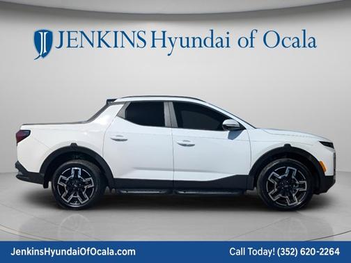 Atlas White 2026 Hyundai SANTA CRUZ Limited