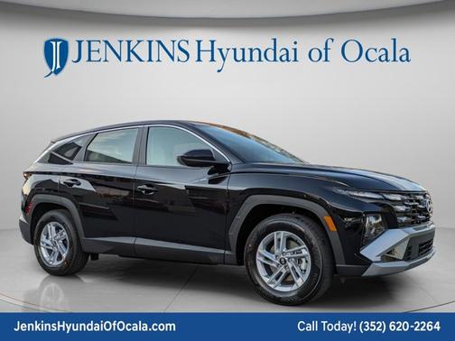 Phantom Black 2026 Hyundai TUCSON SE