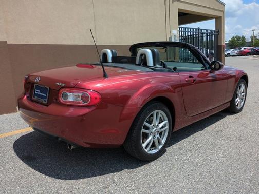 2009 Mazda MX-5 Miata Sport