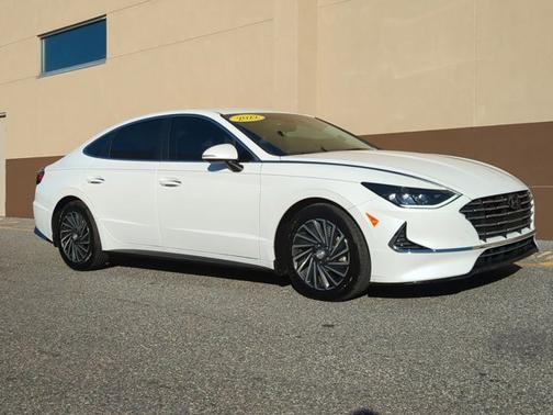 2022 Hyundai SONATA Hybrid SEL