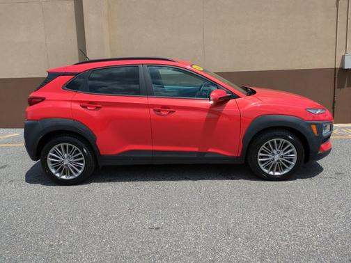 2020 Hyundai KONA SEL
