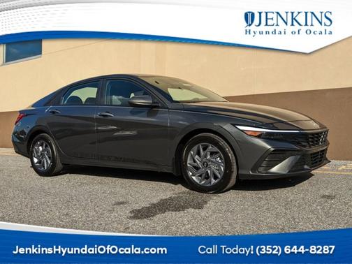 2025 Hyundai ELANTRA SEL Convenience