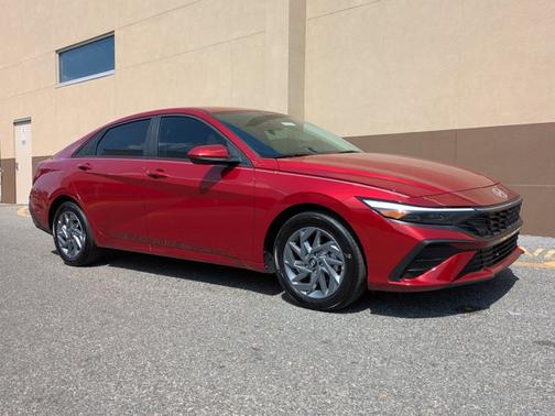 2025 Hyundai ELANTRA HEV Blue