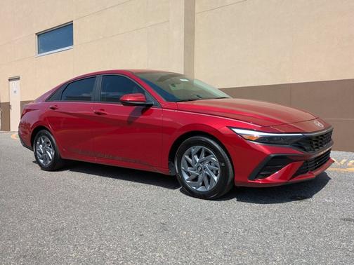 2025 Hyundai ELANTRA HEV Blue