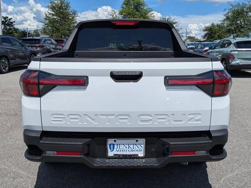 2025 Hyundai SANTA CRUZ SE