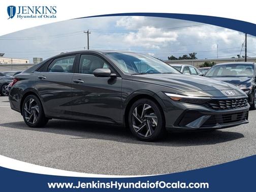 2025 Hyundai ELANTRA Limited