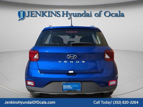2024 Hyundai VENUE Limited