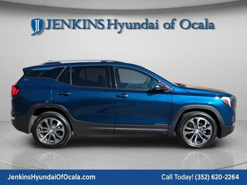 2020 GMC Terrain SLT