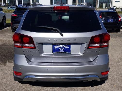 2020 Dodge Journey Crossroad