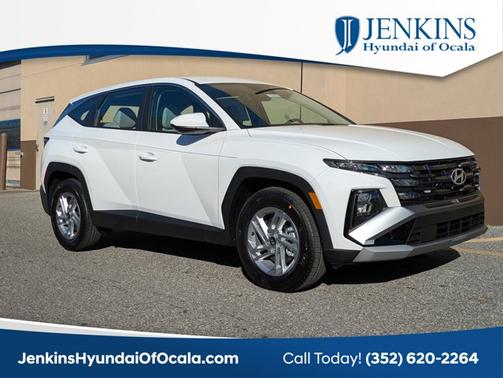 2026 Hyundai TUCSON SE