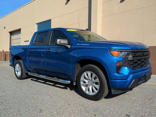 2022 Chevrolet Silverado 1500 Custom