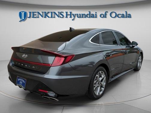 2022 Hyundai SONATA SEL